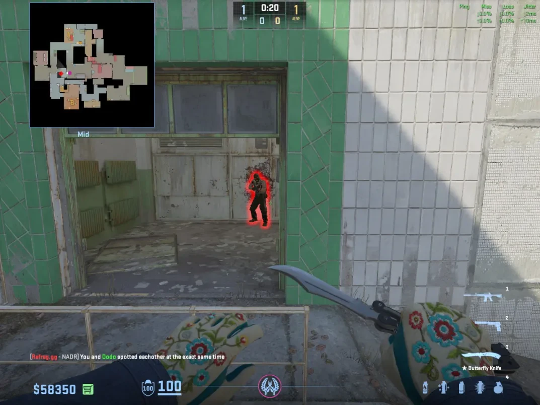 A defender is exposed in Mid as the T finishes the Z spam sequence.
