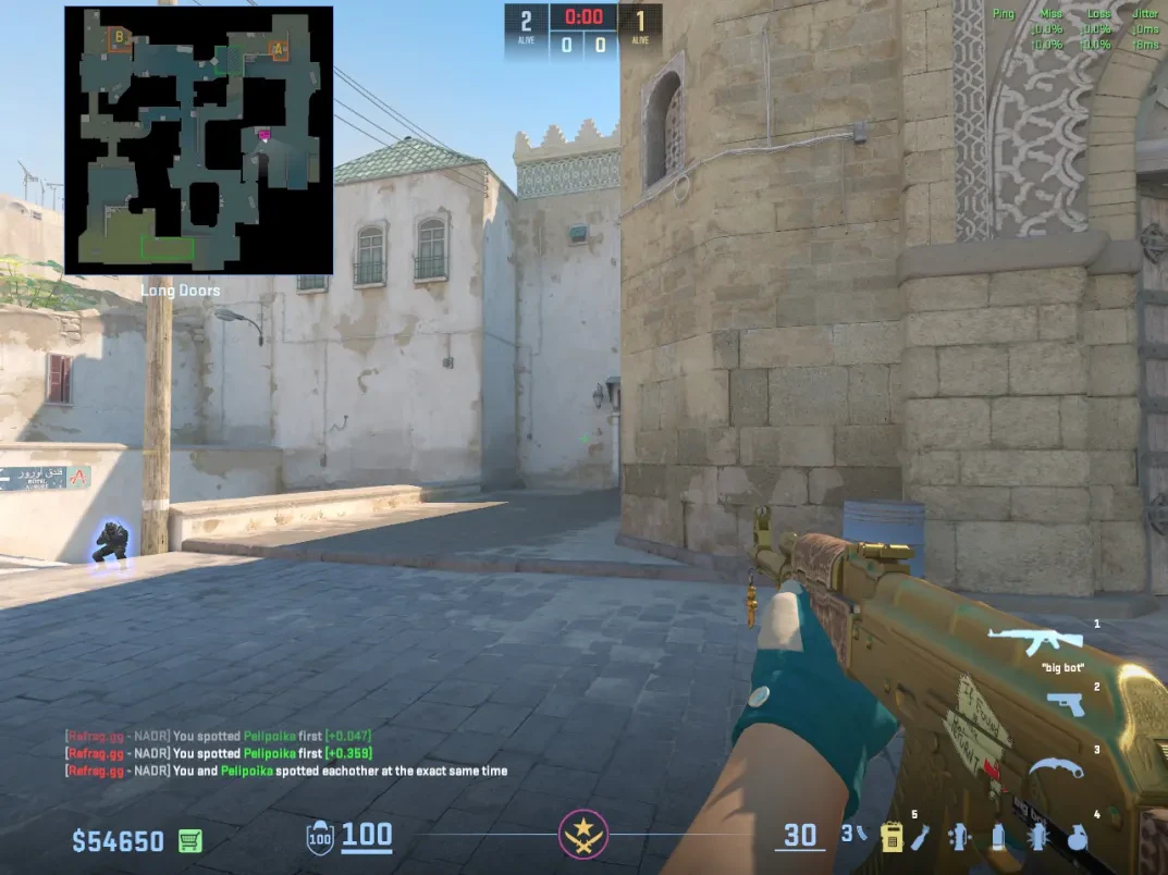 A CT keeps the off angle while watching the Long Doors lane.